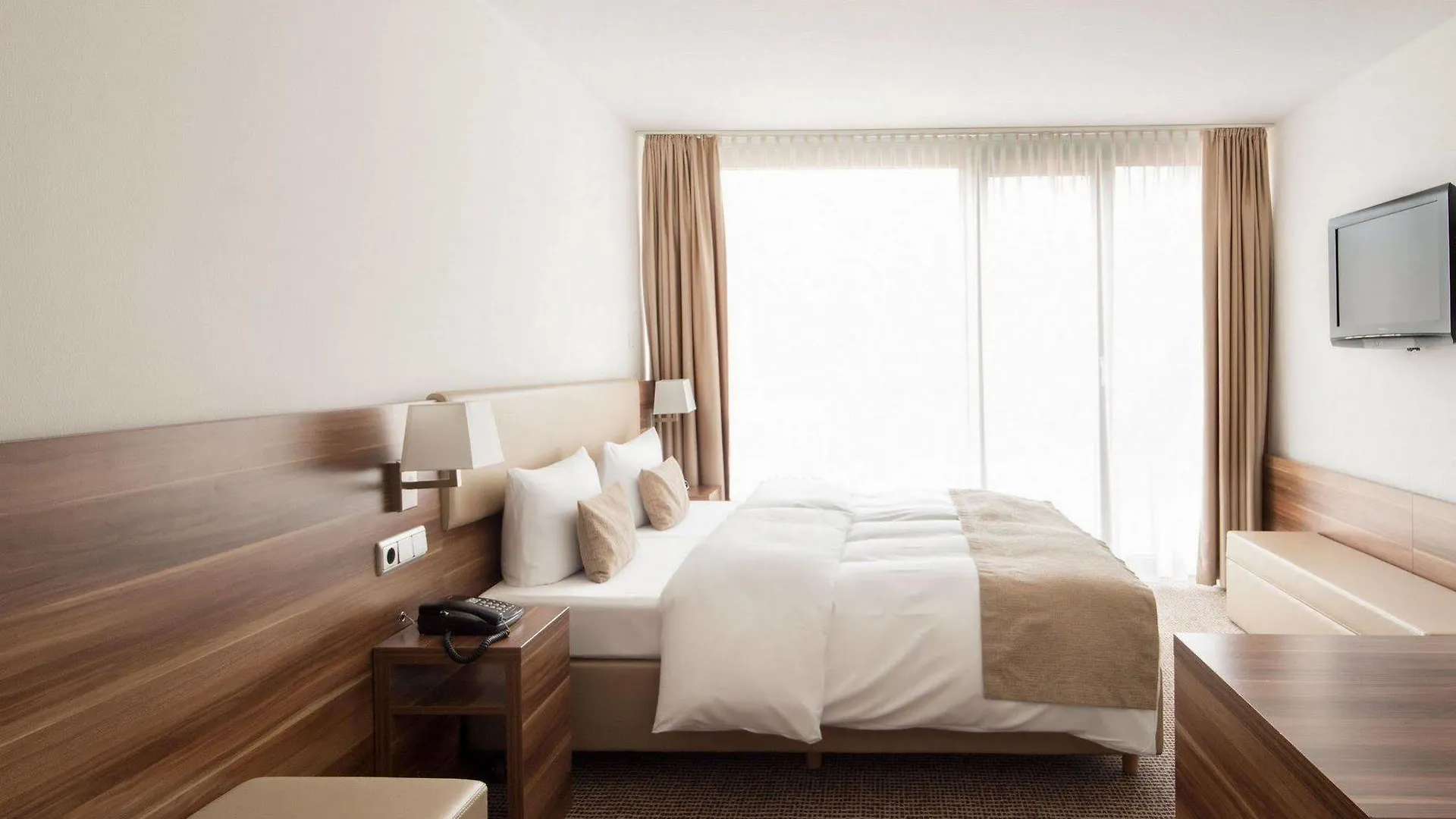 Downtown VI Vadi Hotel München 3*,